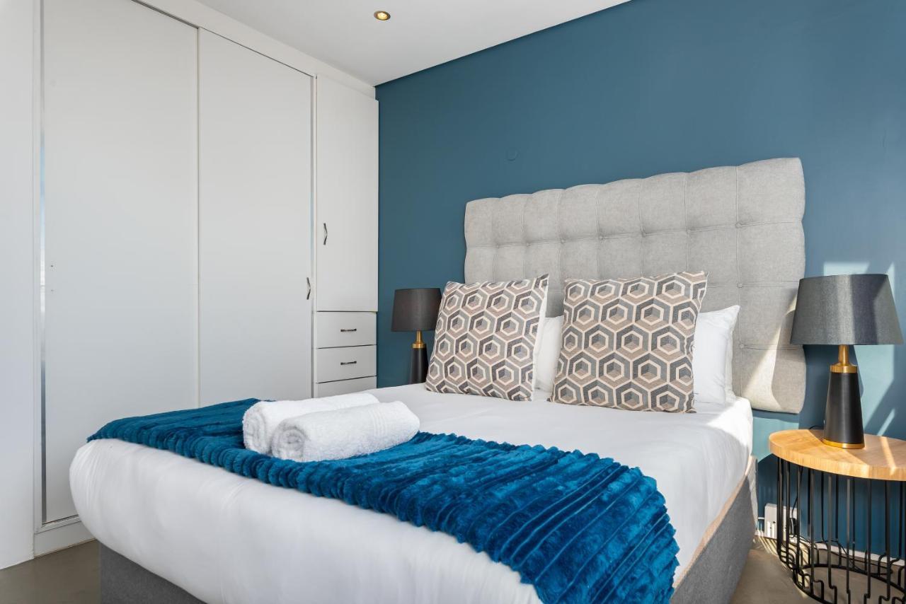 Montclair Apartments เคปทาวน์ ภายนอก รูปภาพ