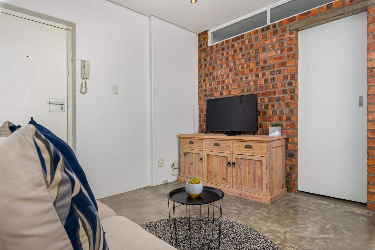 Montclair Apartments เคปทาวน์ ภายนอก รูปภาพ