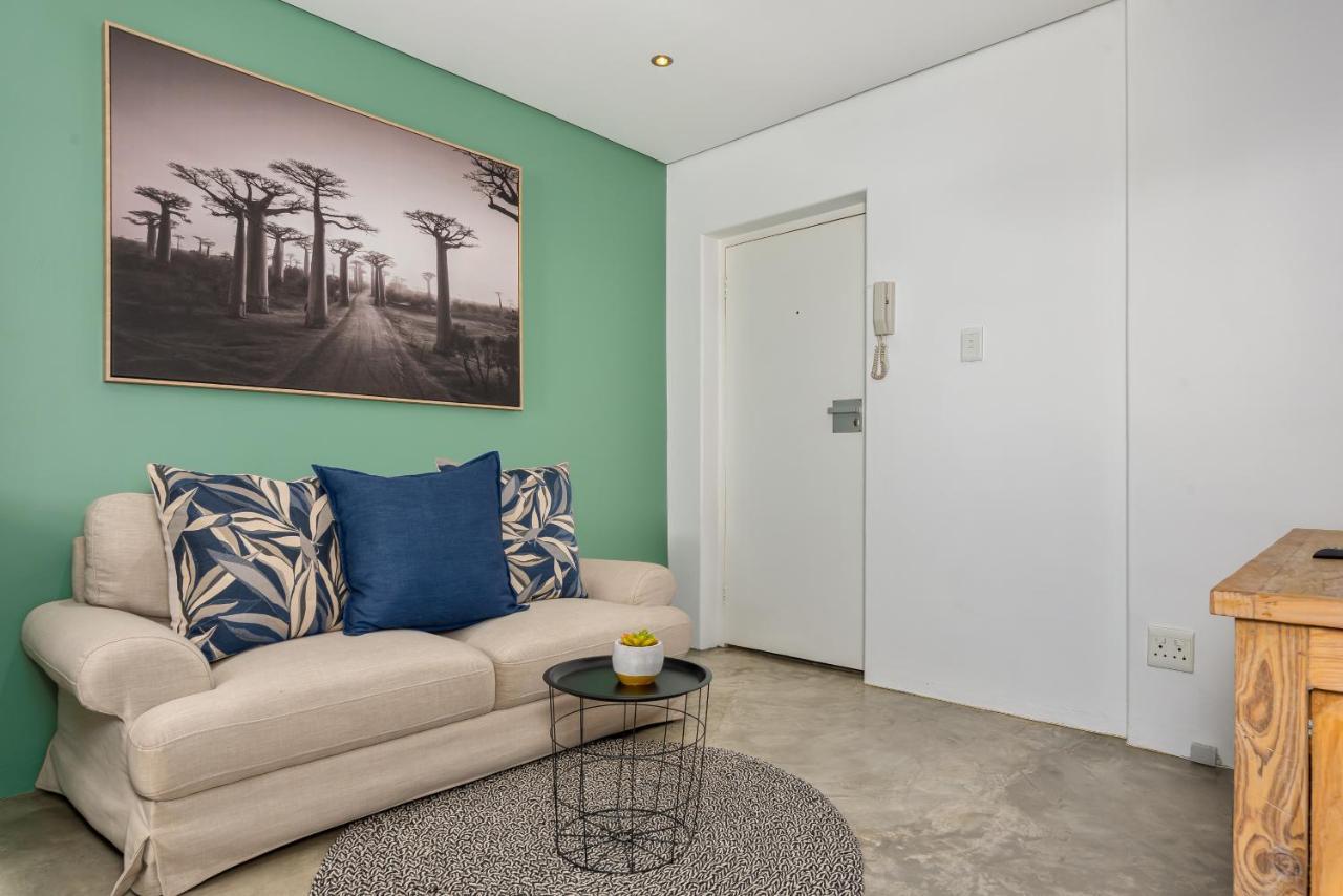 Montclair Apartments เคปทาวน์ ภายนอก รูปภาพ