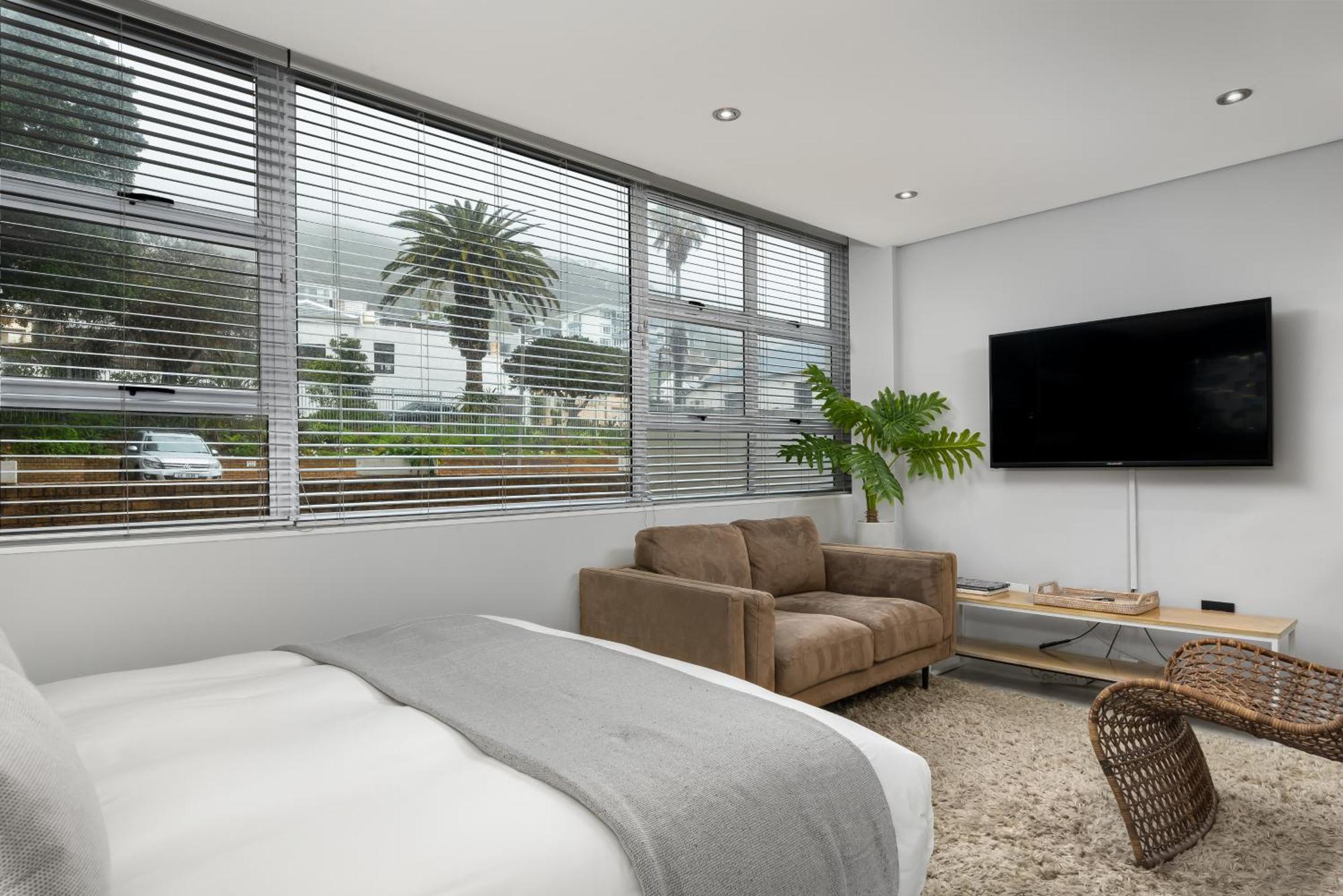 Montclair Apartments เคปทาวน์ ภายนอก รูปภาพ
