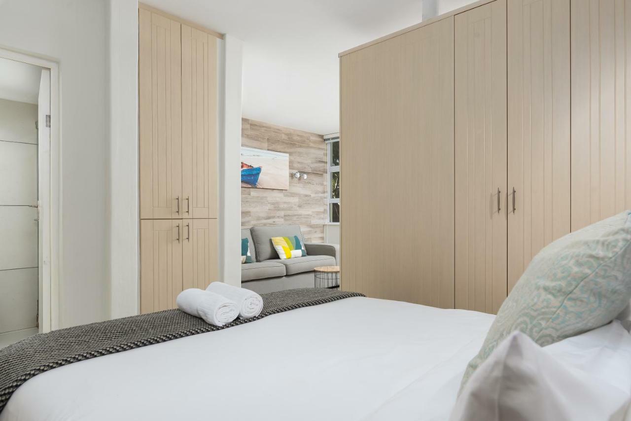 Montclair Apartments เคปทาวน์ ภายนอก รูปภาพ